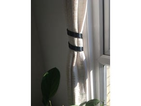 Curtain spiral holder