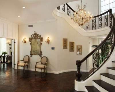 роскошная лестница в стиле барокко
