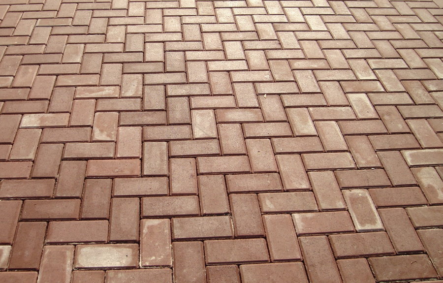 Фото тротуарной плитки в форме кирпичика