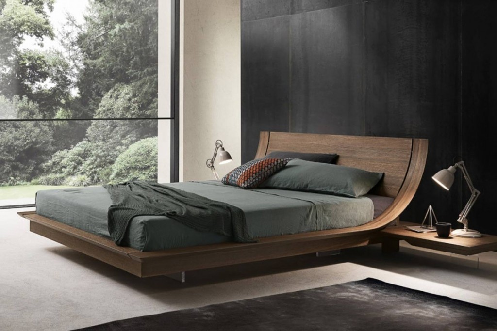 Кровать итальянского производства с оригинальным дизайном