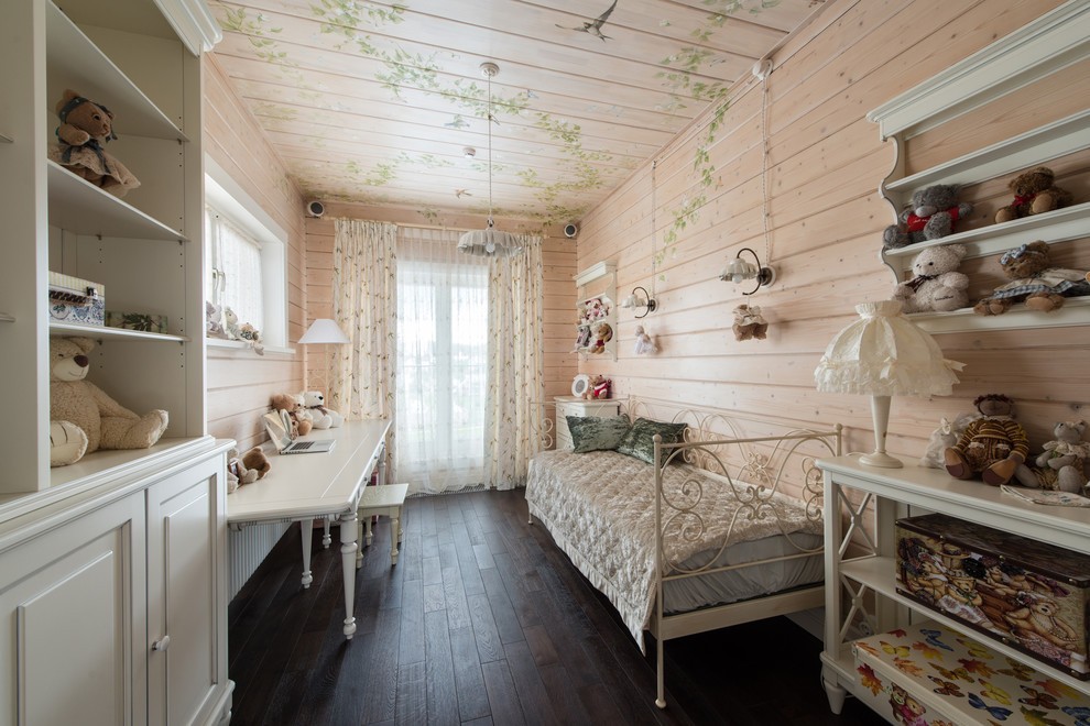 Деревянная вагонка в интерьере комнаты для девочки