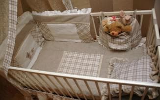 бампер в кроватку для новорожденных из натуральных материалов