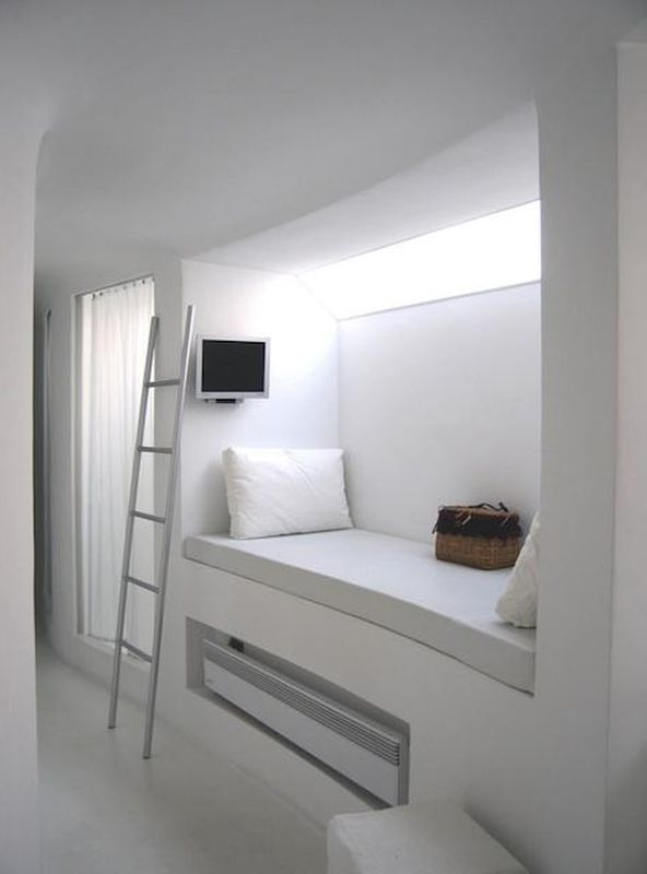 Применение двухъярусных кроватей в интерьере комнаты