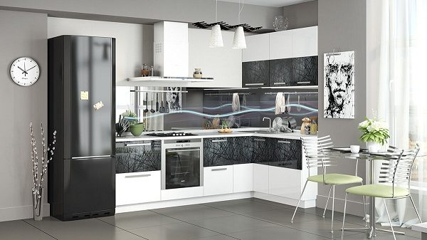 черно-белая кухня в интерьере фото