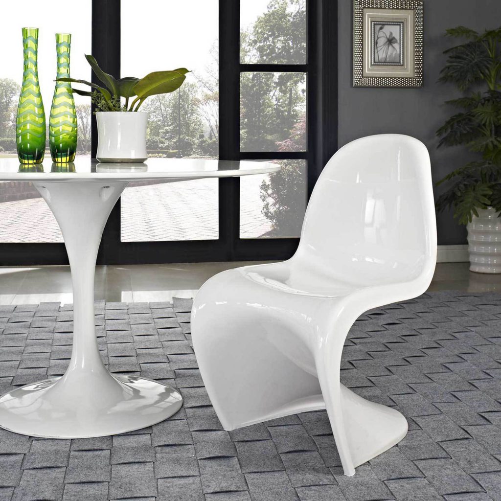 столы пластиковые и стулья для кухни