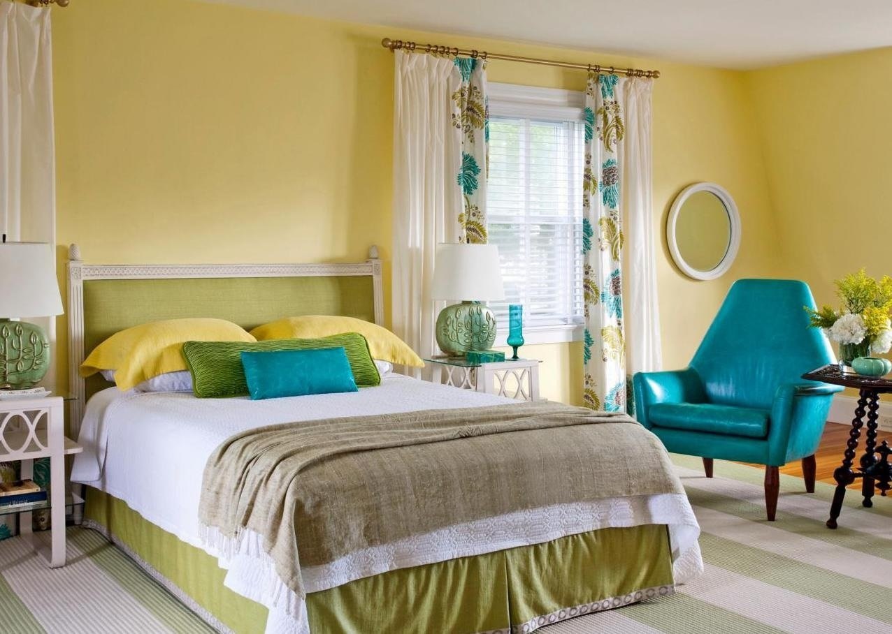 Желтые шторы в интерьере спальни фото дизайн