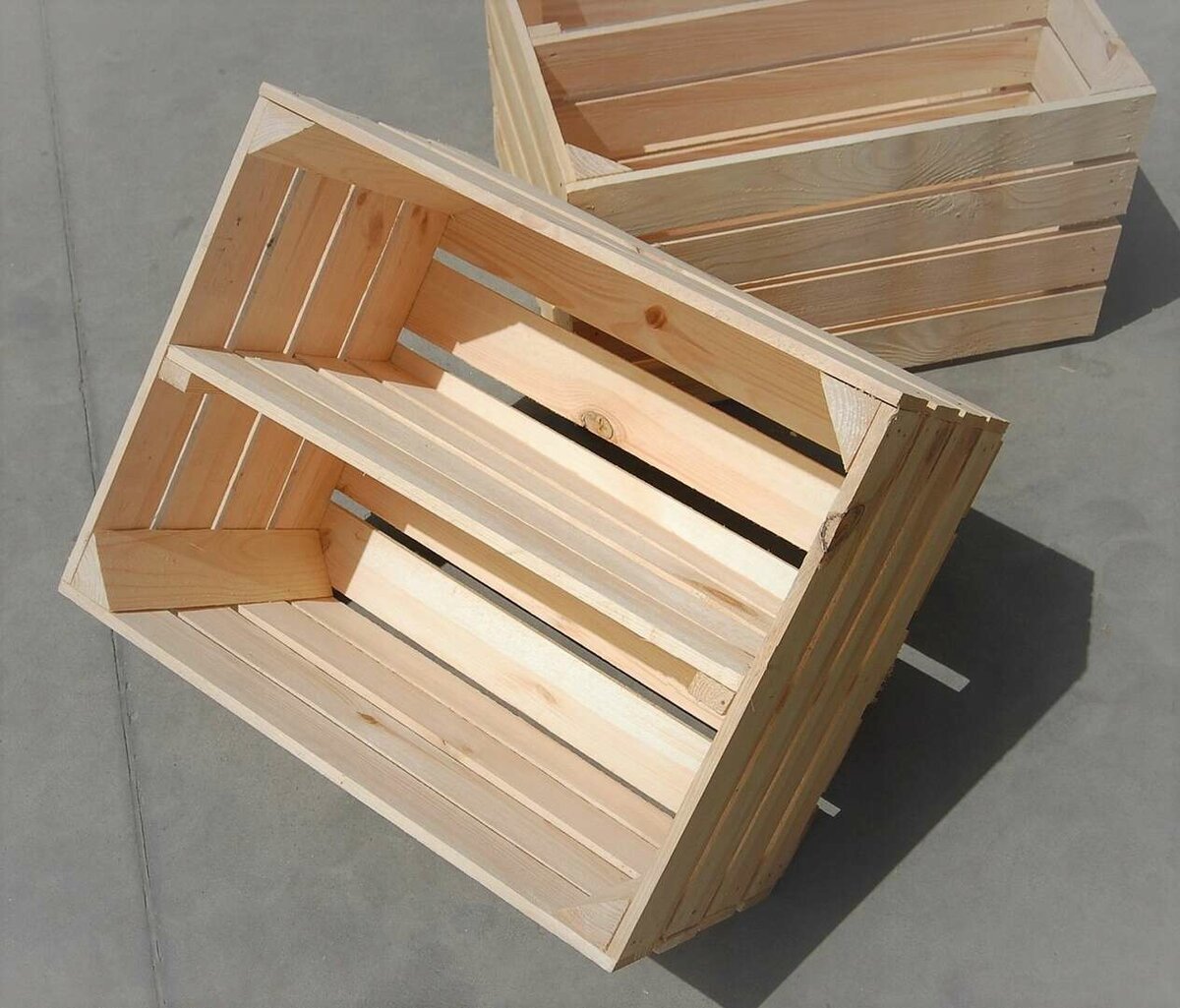 разбор деревянного ящика