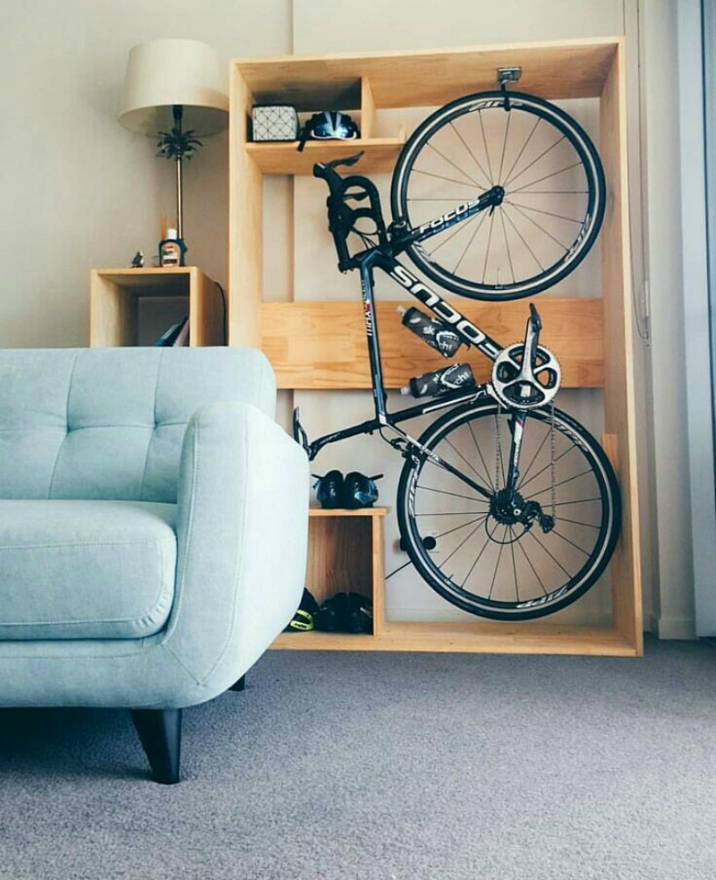 Вешалка для велосипеда на стену своими руками
