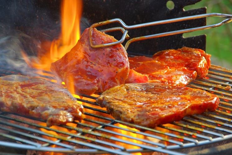 La costruzione del barbecue nelle fasi finali